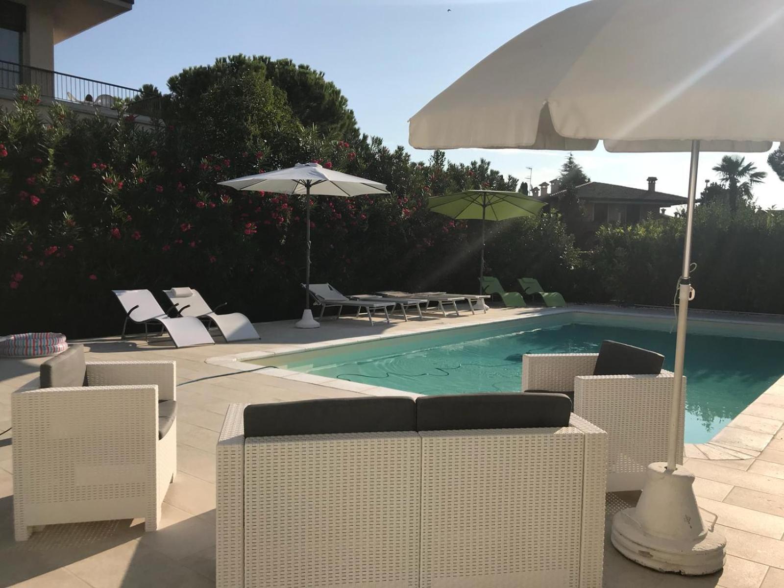 Appartamento Cinciarella Sirmione Exterior foto