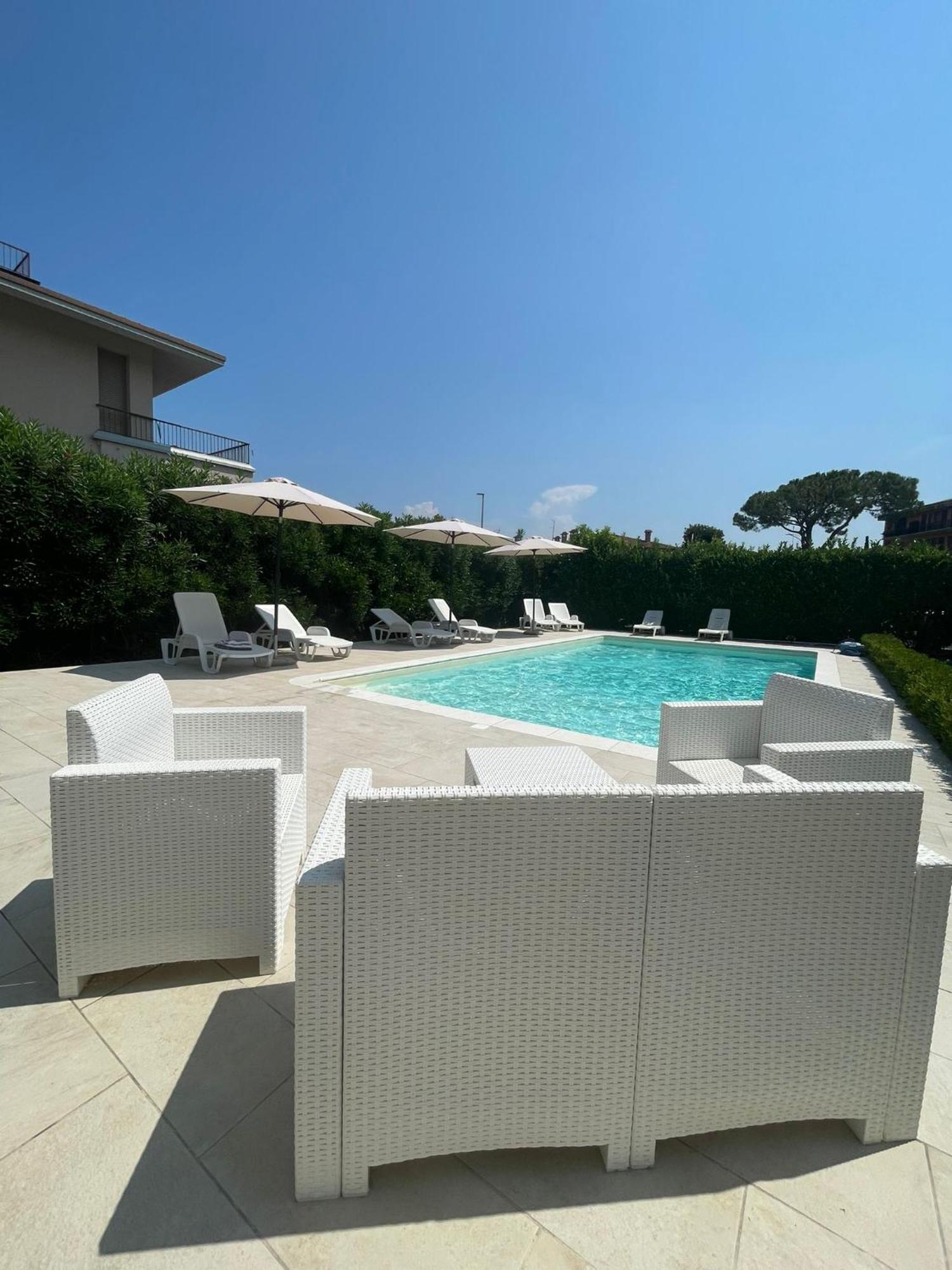 Appartamento Cinciarella Sirmione Exterior foto